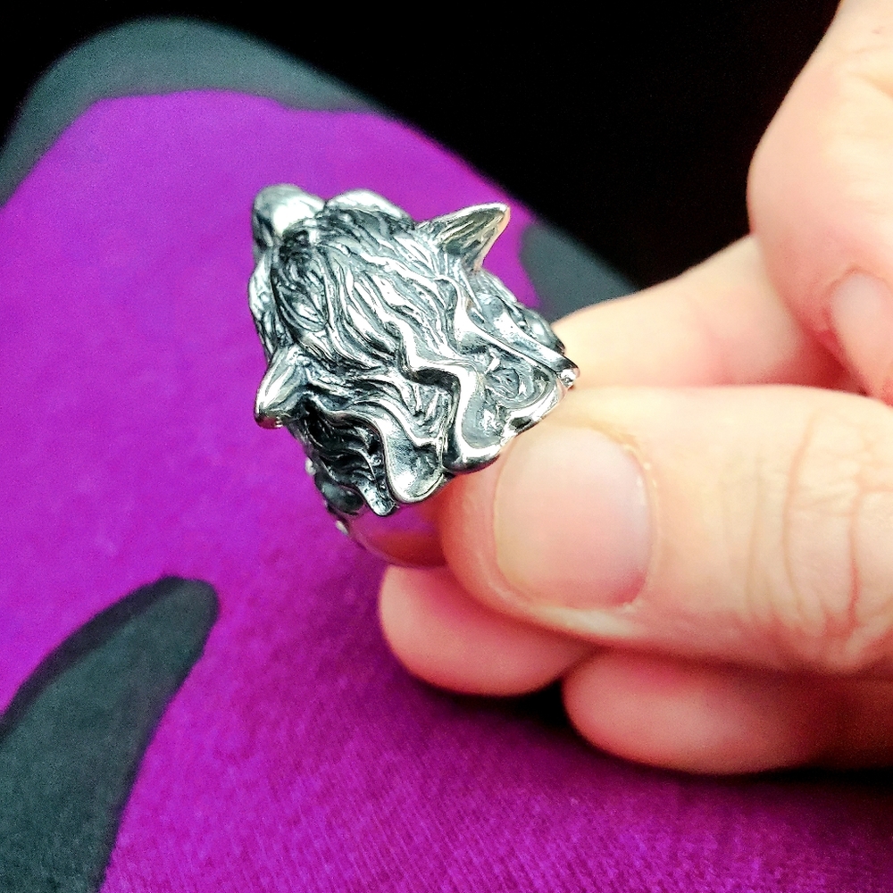 Wolf ring - Picture 2 of 3